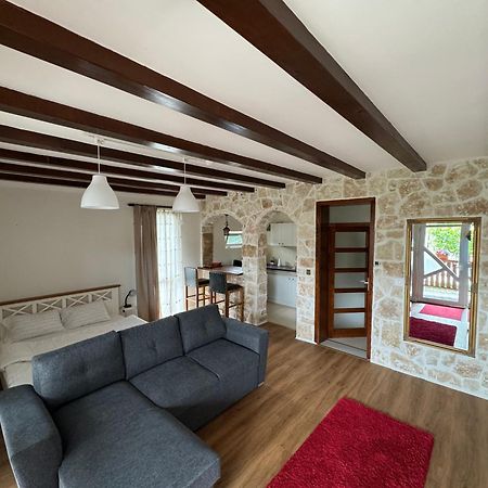 Casa Smarald Turda Noua 호텔 외부 사진